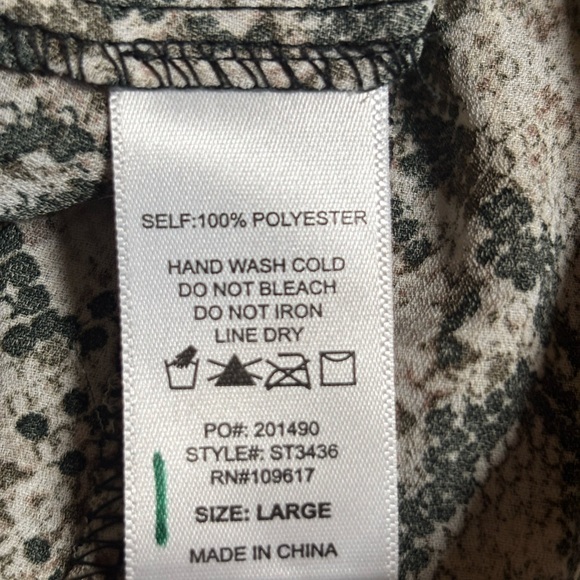 Women's Snake Print Ruffled Top - Picture 4 of 5